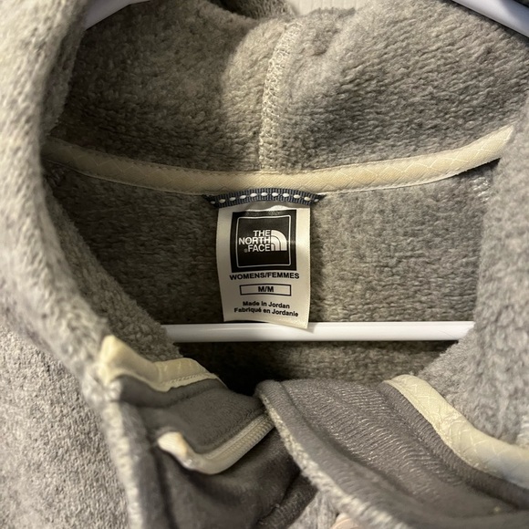 The North Face Button‑Front Fleece Pullover Hoodie Heather Gray, Sz M EUC - Picture 3 of 8